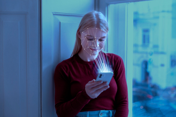 Biometria facial: entenda a tecnologia e se há riscos do uso em Condomínios